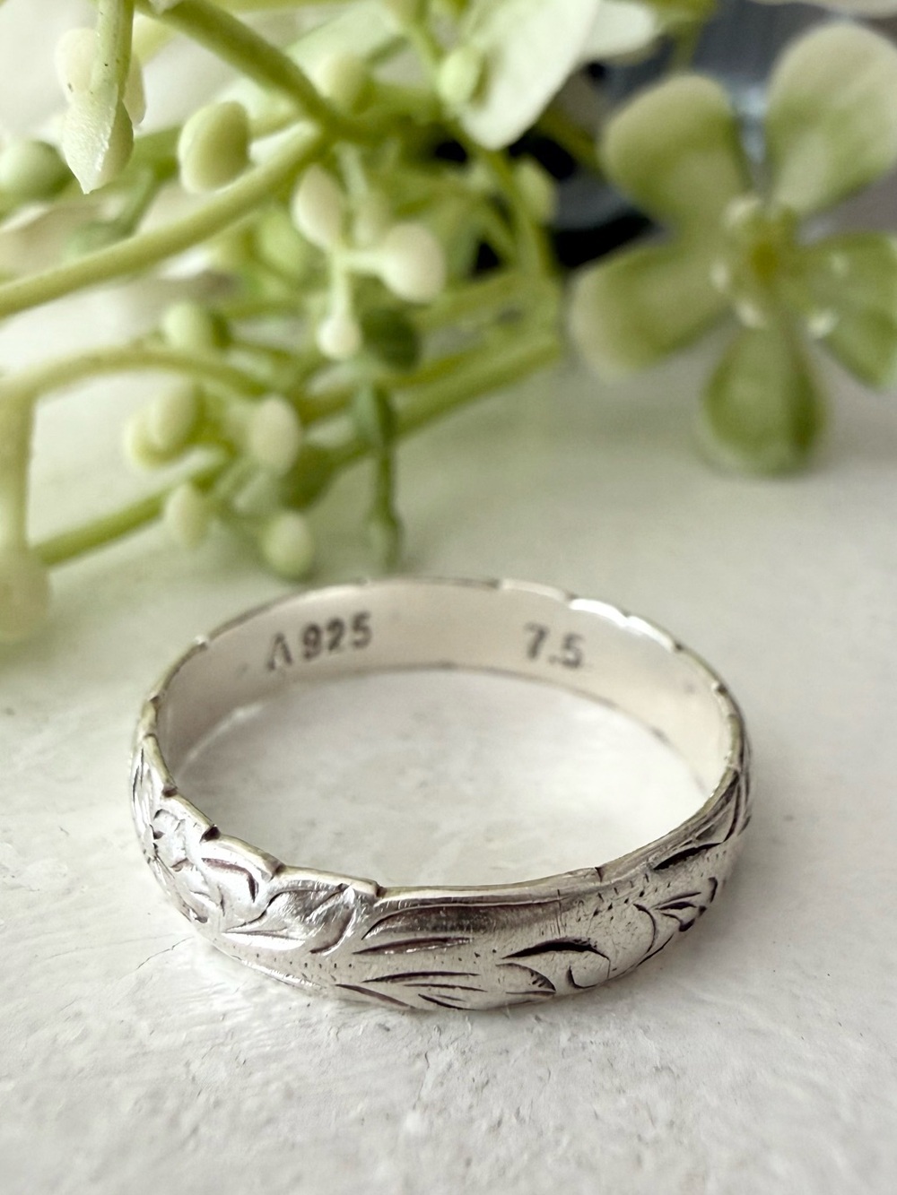 Sterling Silver Hawaiian Scroll Ring - Picture 2 of 4